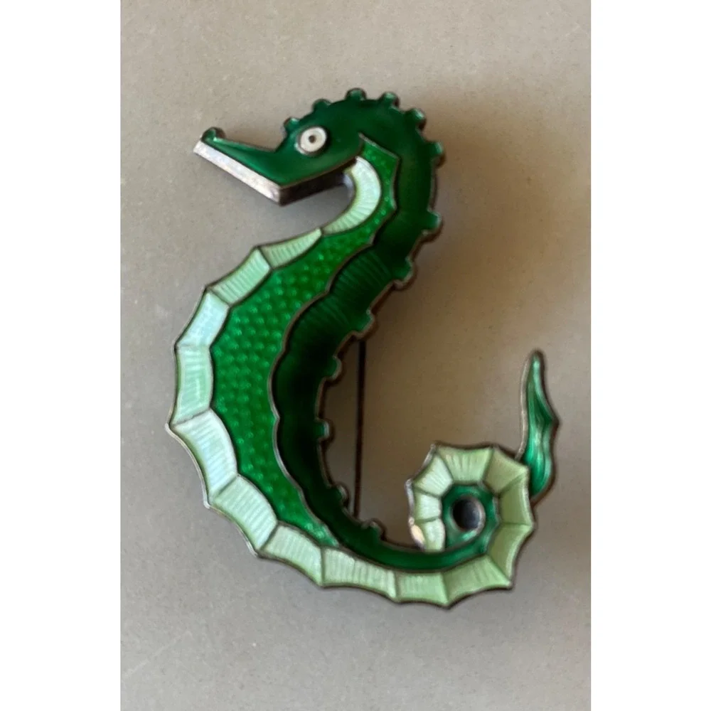 DAVID ANDERSEN Norway 925 Sterling Gilt & Enamel Seahorse Brooch Green Authentic